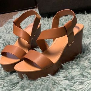 Brown wedges